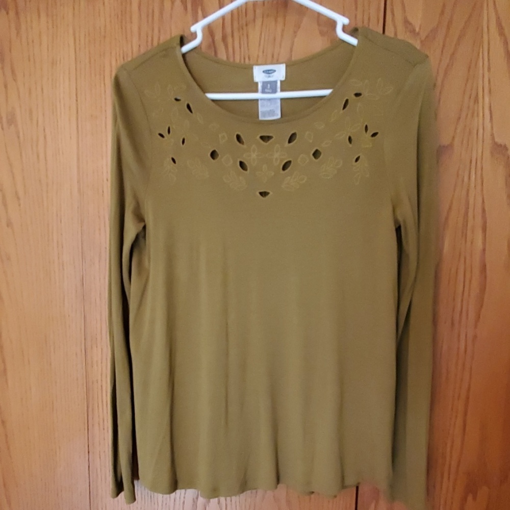 Old Navy moss green shirt size Small